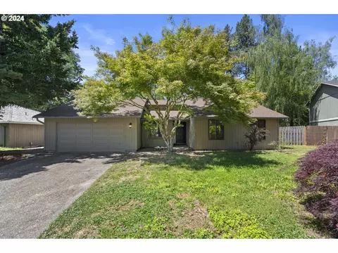 8875 SW Bomar Ct, Portland, OR 97223