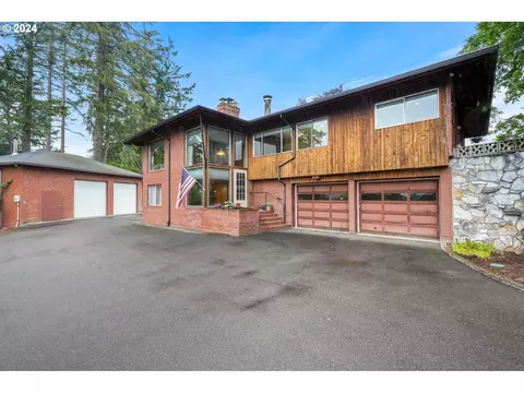 1228 SW 60th Ave, Portland, OR 97221