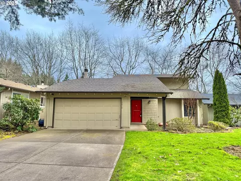 13010 NE Pinebrook St, Vancouver, WA 98684