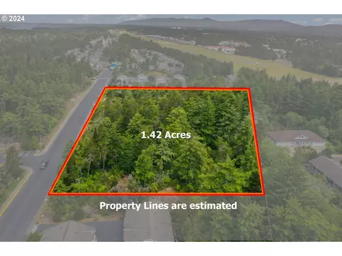 Hemlock St, Florence, OR 97439