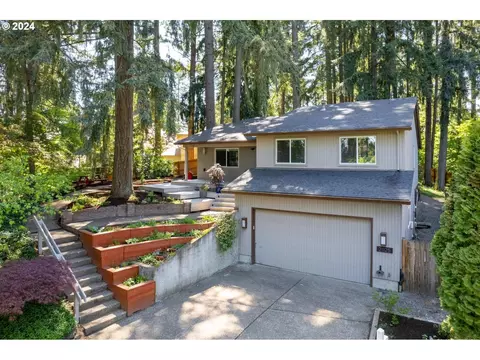21125 SW Jameco Ct, Tualatin, OR 97062