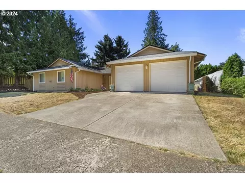 40000 Mccormick Dr, Sandy, OR 97055