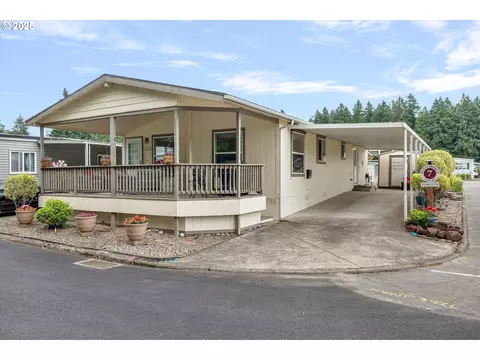 11550 SW Royal Villa Dr, Portland, OR 97224