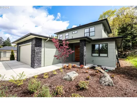 1179 Hyde Park Pl, Eugene, OR 97401