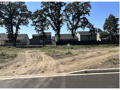 2889 NW Pinot Noir Dr #25, Mcminnville, OR 97128