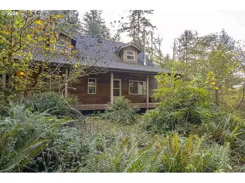 44898 Bull Dr, Lyons, OR 97358