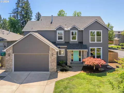 1952 NW 18th St, Gresham, OR 97030