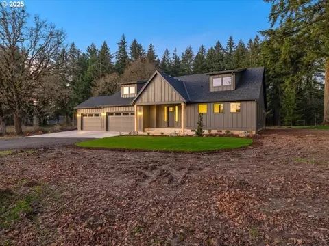 11855 Johns Landing Rd, Carlton, OR 97111