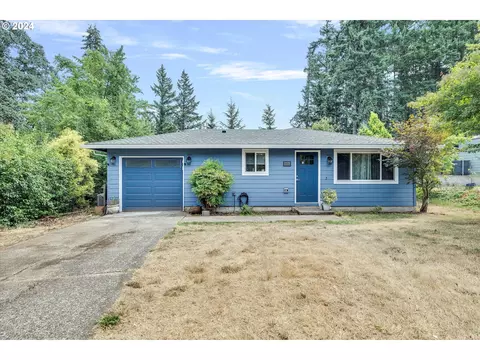 19570 Falcon Dr, Oregon City, OR 97045