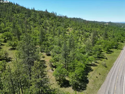 e antelope rd, Eagle Point, OR 97524 photo 13