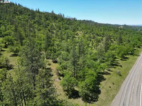 e antelope rd, Eagle Point, OR 97524 photo 15