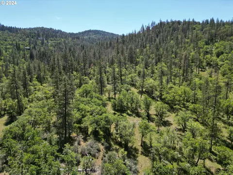e antelope rd, Eagle Point, OR 97524 photo 12