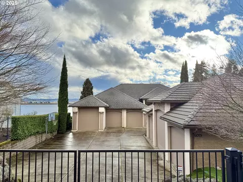 6019 SE Riverside Dr, Vancouver, WA 98661