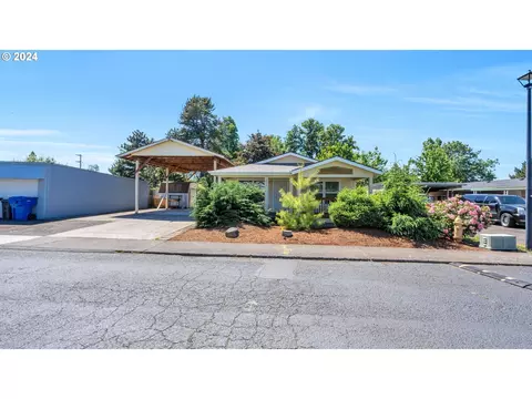 2073 47th Ct NE, Salem, OR 97305