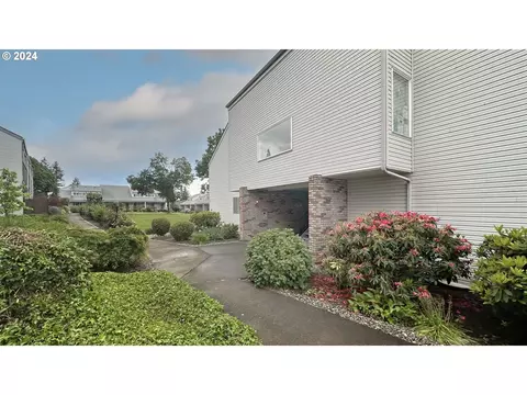 307 NE 85th St, Vancouver, WA 98665
