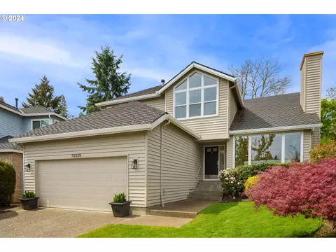 15335 SW Widgeon Ct, Beaverton, OR 97007