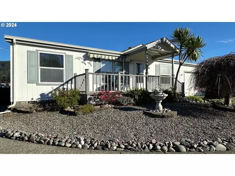 97940 W Benham Ln # 10, Brookings, OR 97415