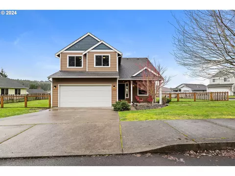 1100 SE Willow Dr, Warrenton, OR 97146