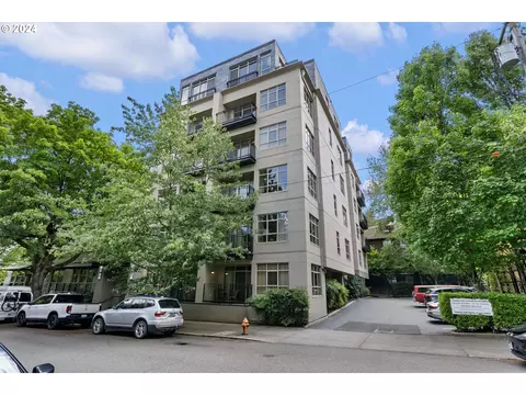 1930 NW Irving St # 101, Portland, OR 97209