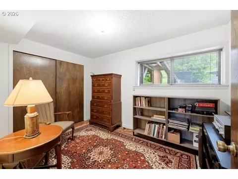 Bedroom - 497 NE Scott Ave, Gresham, OR 97030 photo 3 of 3