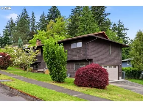 Exterior - 497 NE Scott Ave, Gresham, OR 97030 photo 2 of 5