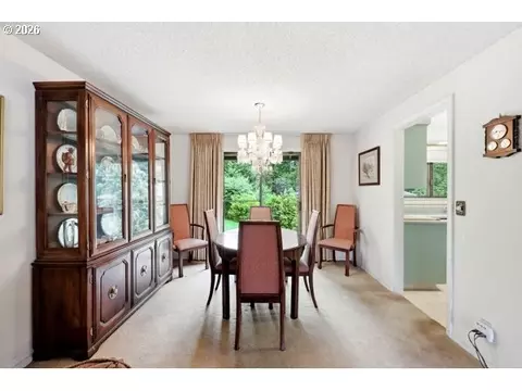 Dining - 497 NE Scott Ave, Gresham, OR 97030 photo 1 of 1