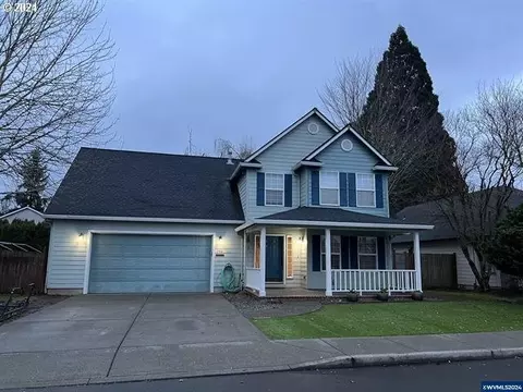 682 S Ponderosa Ct, Canby, OR 97013
