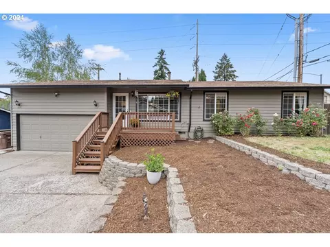 2369 SE Washington Ct, Hillsboro, OR 97123