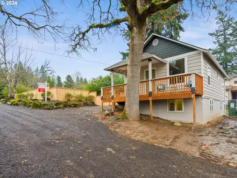 2311 SW 6th Ave #17, Camas, WA 98607