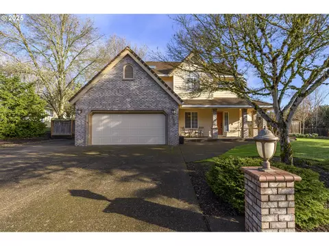 2431 NW Anthony Ct, Mcminnville, OR 97128