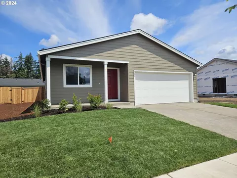 523 Luna Way #(16), Lebanon, OR 97355