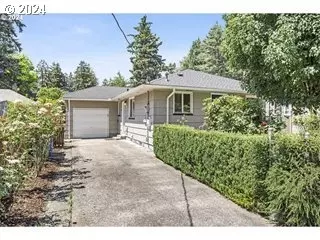 2225 SE 77th Ave, Portland, OR 97215