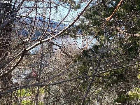 Spokane, Lyle, WA 98635