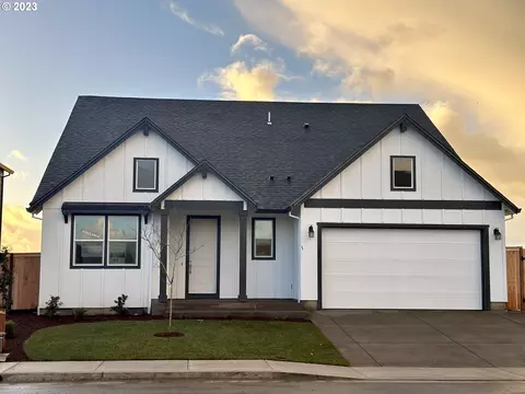 2448 W 8th Ave, Junction City, OR 97448