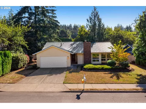 2559 Troy Ct, West Linn, OR 97068
