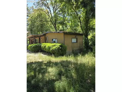 8125 S Myrtle Rd, Myrtle Creek, OR 97457