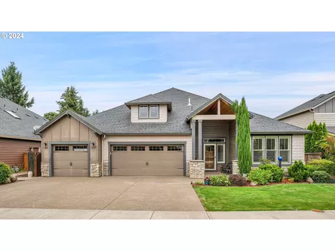 268 SE 15th Pl, Canby, OR 97013