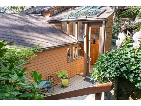1770 Kona St, Eugene, OR 97403