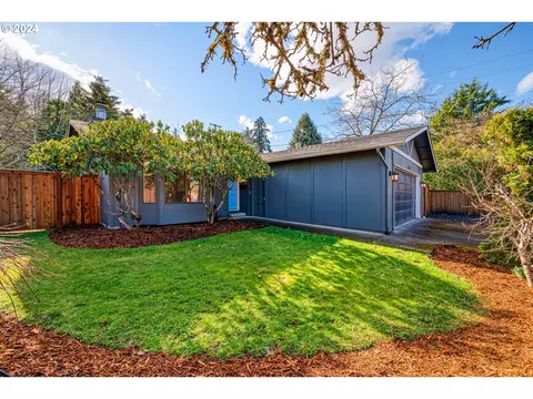 640 W 19th Ave, Eugene, OR 97402