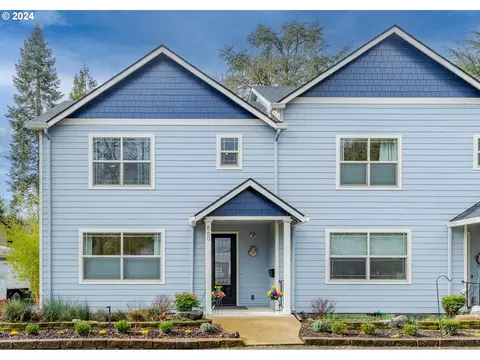 660 Cherry Dr, Eugene, OR 97401