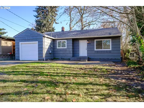 2870 SE Cottage St, Salem, OR 97302