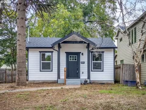 6840 SE 67th Ave, Portland, OR 97206