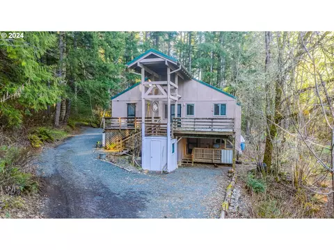 35401 Row River Rd, Cottage Grove, OR 97424