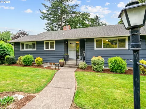 3245 Balsam Dr, Salem, OR 97302