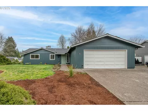 1304 SE 29th Ct, Hillsboro, OR 97123