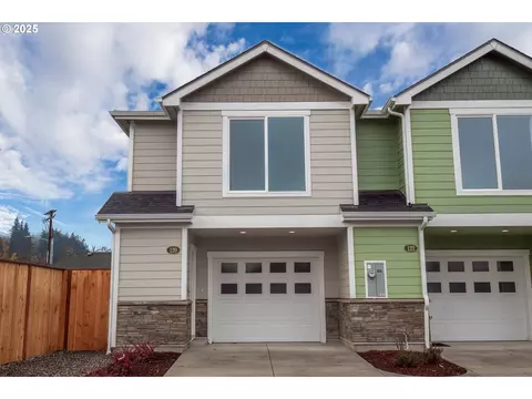 120 65th Pl, Springfield, OR 97478