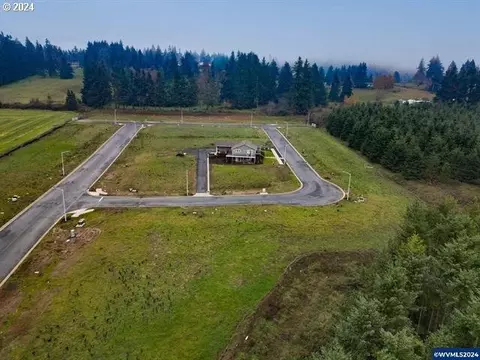 769 Riley Dr, Silverton, OR 97381