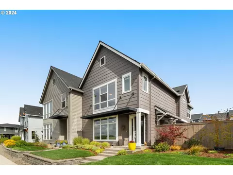 7528 SE Monarch Ln, Hillsboro, OR 97123