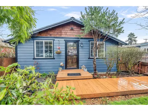 1046 Rose Ave, Vernonia, OR 97064