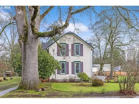 520 S Wynooski St, Newberg, OR 97132